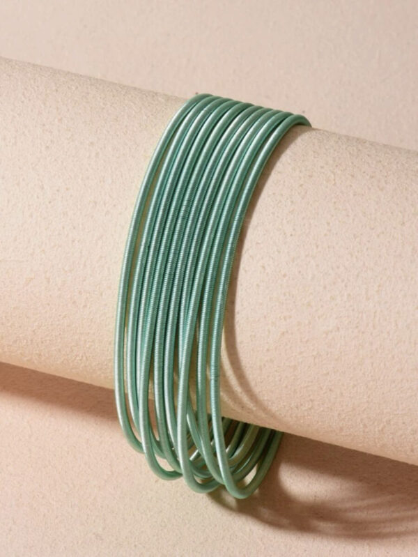 Set of GREEN guitar string bracelets (10 units).